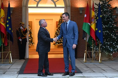 Pedro Sánchez recibió el martes al rey Abdalá II de Jordania, en el Palacio de La Moncloa, antes de viajar a Estrasburgo para participar en el pleno del Parlamento Europeo este miércoles.