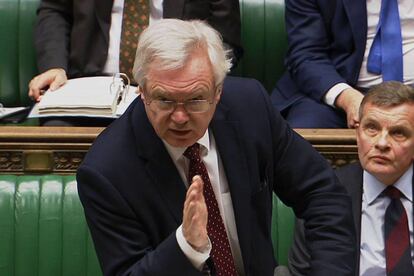 El ministro para el &#039;Brexit&#039;, David Davis, este jueves en el Parlamento brit&aacute;nico.