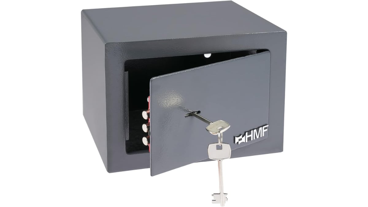 Caja fuerte disponible en tres colores.