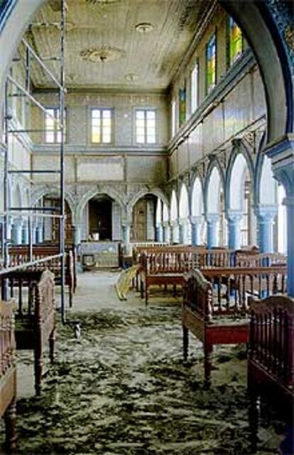 Estado en que quedó la sinagoga tras el atentado.