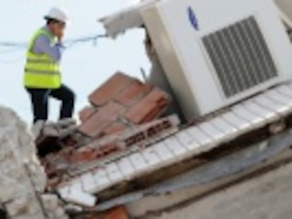 La sobreexplotación del acuífero subterráneo para el regadío empeoró los efectos del terremoto de Lorca. En 50 años, su nivel ha bajado unos 250 metros