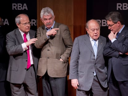 Cuatro presidentes de la Generalitat juntos en un encuentro celebrado en Barcelona en mayo de 2013.