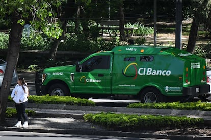 Camioneta de traslado de valores de CIBanco en Ciudad de México.