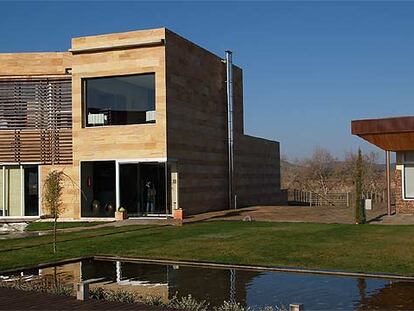 El hotel Pago del Vicario ha sido proyectado por el arquitecto Juan Sánchez.