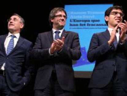 Tremosa, Puigdemont i Sarri en la presentaci&oacute;.