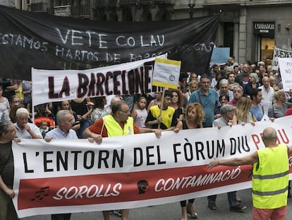 Manifestació contra Colau el 15 de setembre.