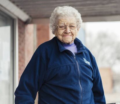 Gladys Kennedy, de 100 anos e 32 netos, em Lebanos (Kansas).