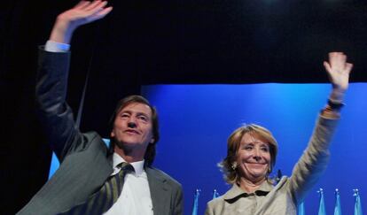 Baltasar Santos y Esperanza Aguirre, en un acto del PP en 2009.