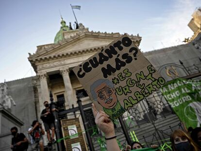 Manifestantes em Buenos Aires nesta quarta-feira.