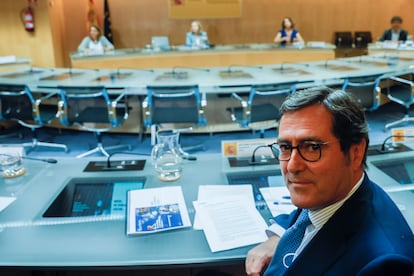 Antonio Garamendi, presidente de la CEOE, durante reunión de la mesa de diálogo de este miércoles en Madrid.