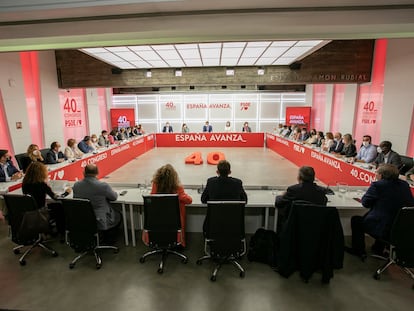 Reunión de la última Ejecutiva del PSOE antes del 40.º Congreso Federal, que se celebrará del 15 al 17 de octubre en Valencia.