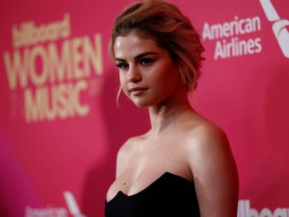 Selena Gomez, anoche en los premios Billboard Women in Music celebrados en Los &Aacute;ngeles.
