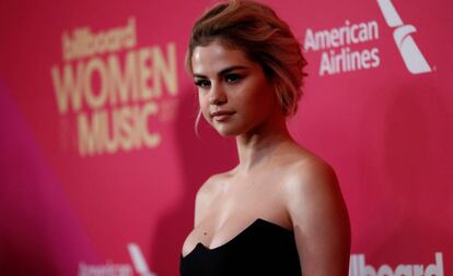 Selena Gomez, anoche en los premios Billboard Women in Music celebrados en Los &Aacute;ngeles.