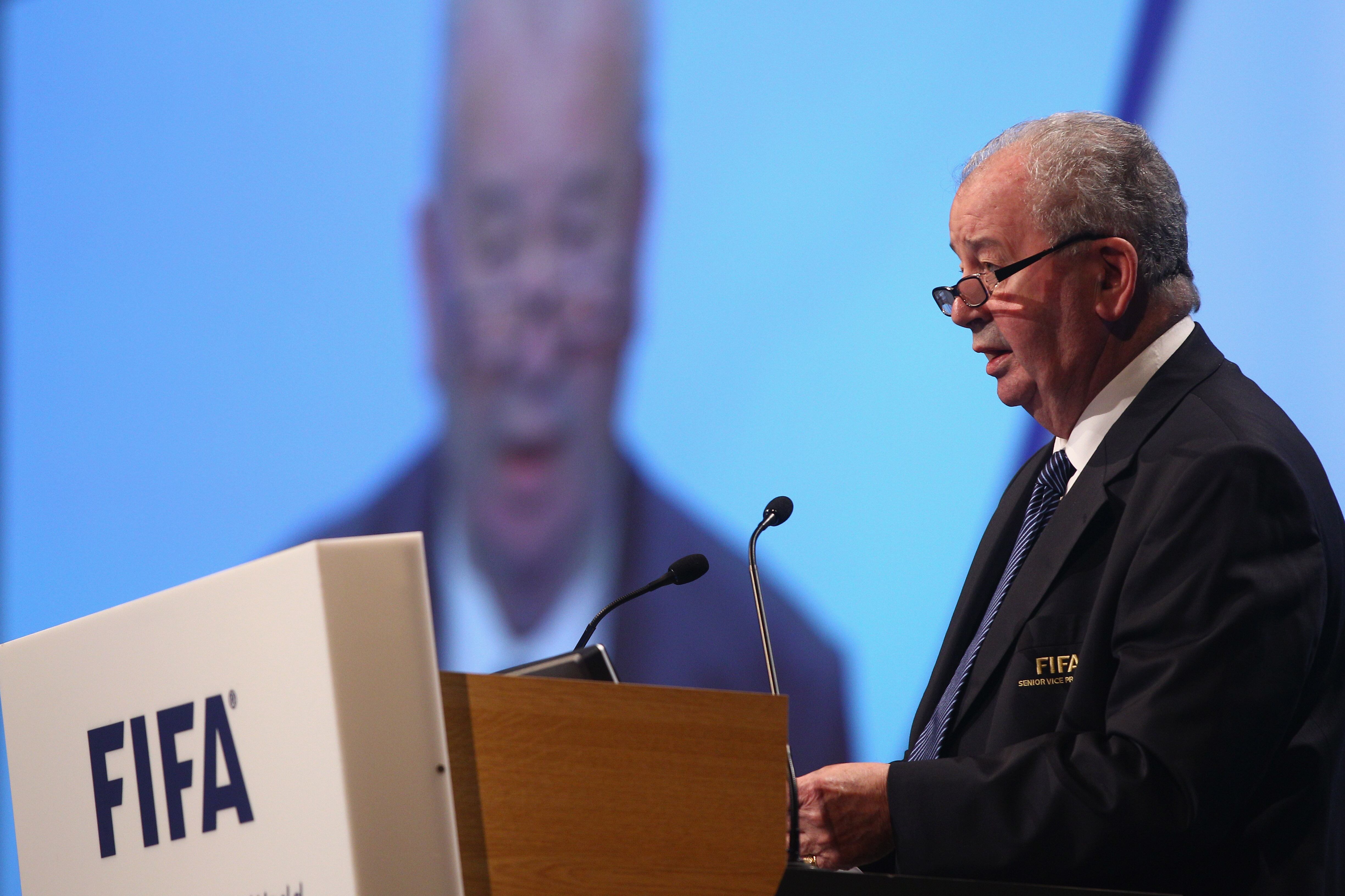  Julio Grondona hablando en la 62ª asamblea de la FIFA en Hungría, el 25 de mayo de 2012. 