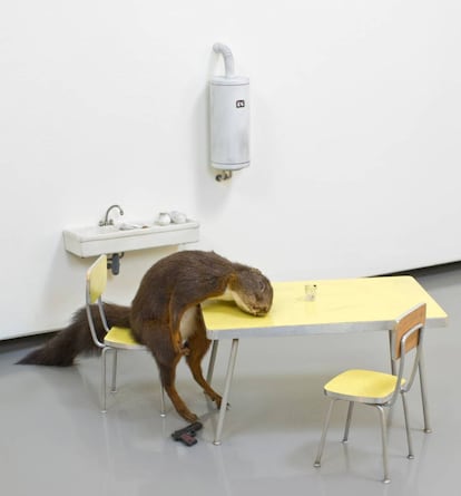 Bidibidobidiboo, de Maurizio Cattelan. 1996.