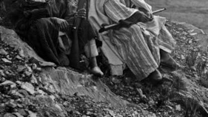 Miembros de una harka rifeña en Marruecos, en 1920.