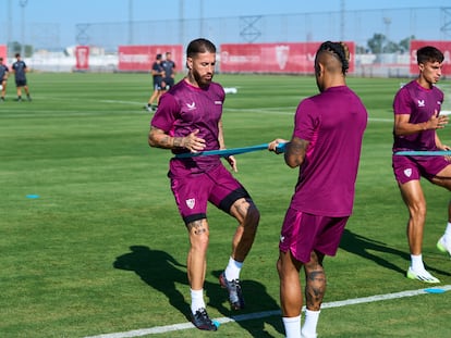 Sergio Ramos durante el entrenamiento previo a jugar frente al Lens.