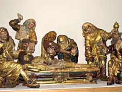 Entierro de Cristo, en madera policromada, de Juan de Juni, en el palacio de Villena, de Valladolid.