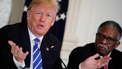 Trump, durante un encuentro en la Casa Blanca, ayer.