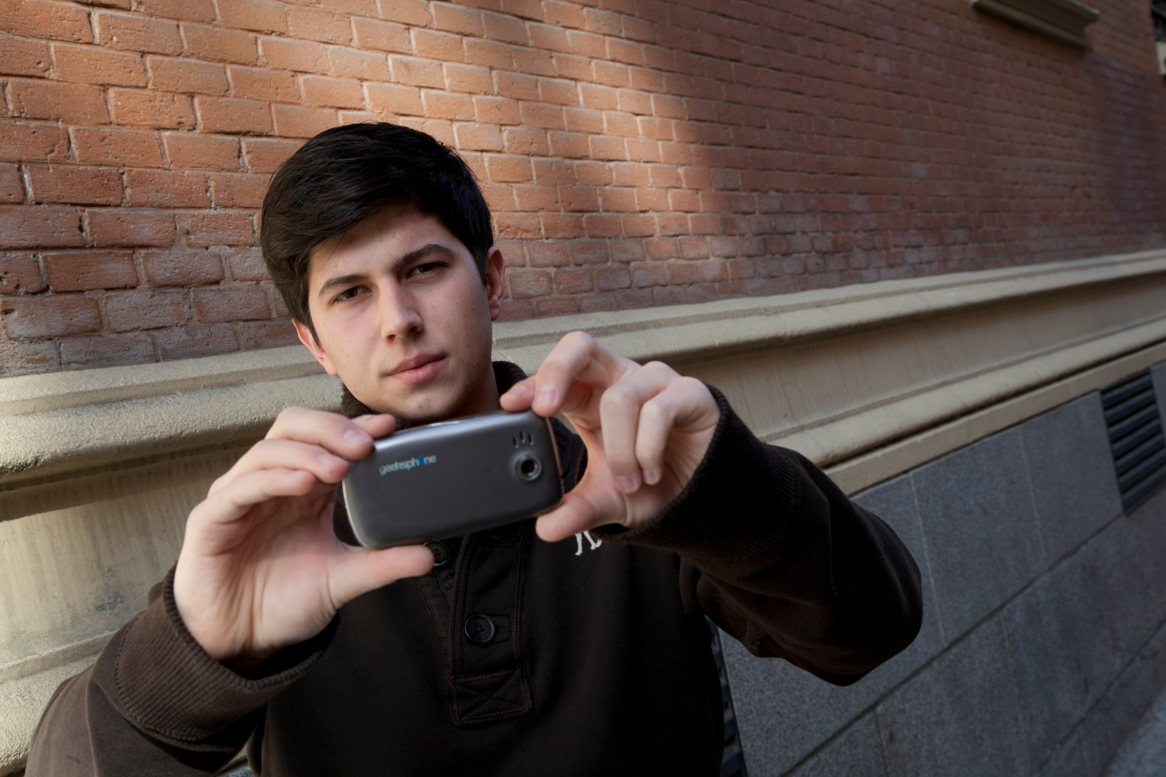 Javier Aguera, en 2012, cuando se hizo famoso al crear un móvil con android.