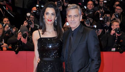 Amal y George Clooney, en el festival de cine de Berl&iacute;n.