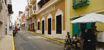Calle del casco histórico de San Juan, capital de Puerto Rico.
