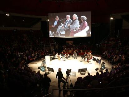 Un momento del debate Mentes Brillantes, en el Teatro Circo Prize.