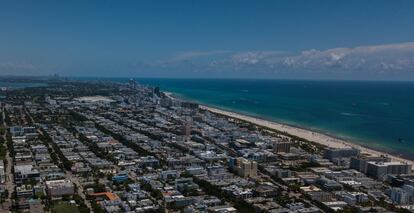 Miami Beach vista desde la punta sur, South Pointe, hacia el norte de la isla.