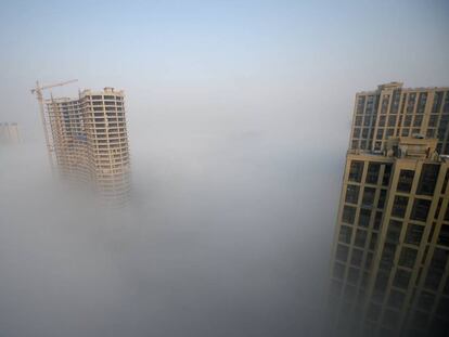 Una densa contaminaci&oacute;n cubre la provincia china de Shandong. 