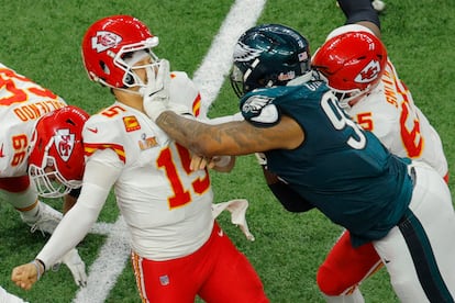 Mahomes fue placado por la defensa de Filadelfia seis veces, el mayor número en su carrera.