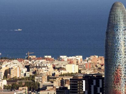 La Torre Agbar busca inquilino tras el revés de la Agencia del Medicamento