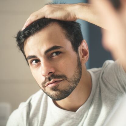 Artículo de EL PAÍS Escaparate en el que se describe las ventajas de uso para el cabello de Dermaroller