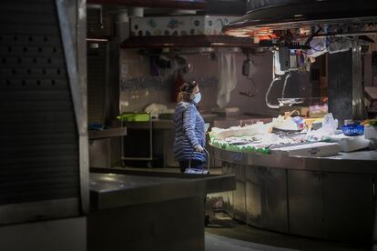 Una pescadería del Mercado de la Boqueria, este jueves.