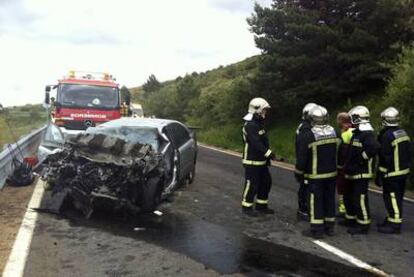 Imagen del coche siniestrado en Santa María de la Alameda.