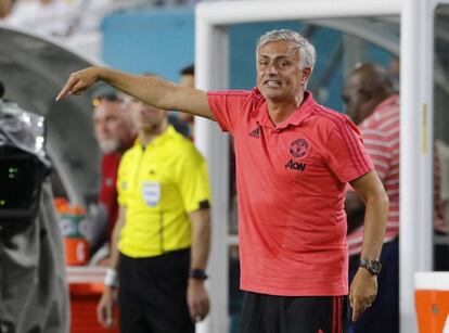 Mourinho, en el partido del United contra el Madrid.