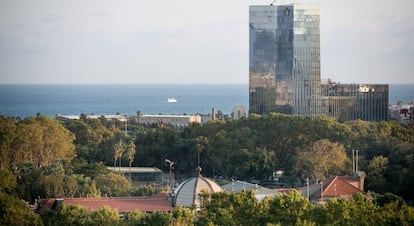 The Gas Natural headquarters rising above Ciutadella Park in Barcelona.