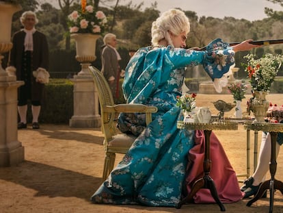 Artículo de EL PAÍS Escaparate que describe las series de Movistar Plus+ más recomendadas en este 2025 como Los años nuevos o La vida breve.