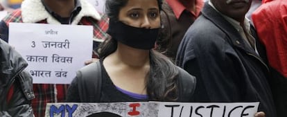 Protesta en Nueva Delhi (India), el pasado 30 de diciembre, por la violación y asesinato de una joven.