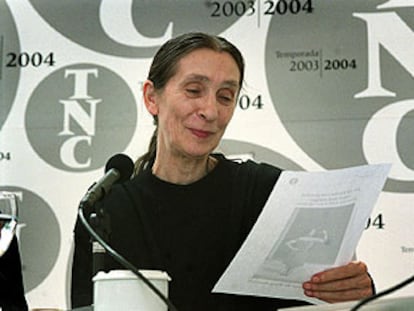 Pina Bausch, en la presentación de su espectáculo en el Teatro Nacional de Cataluña.