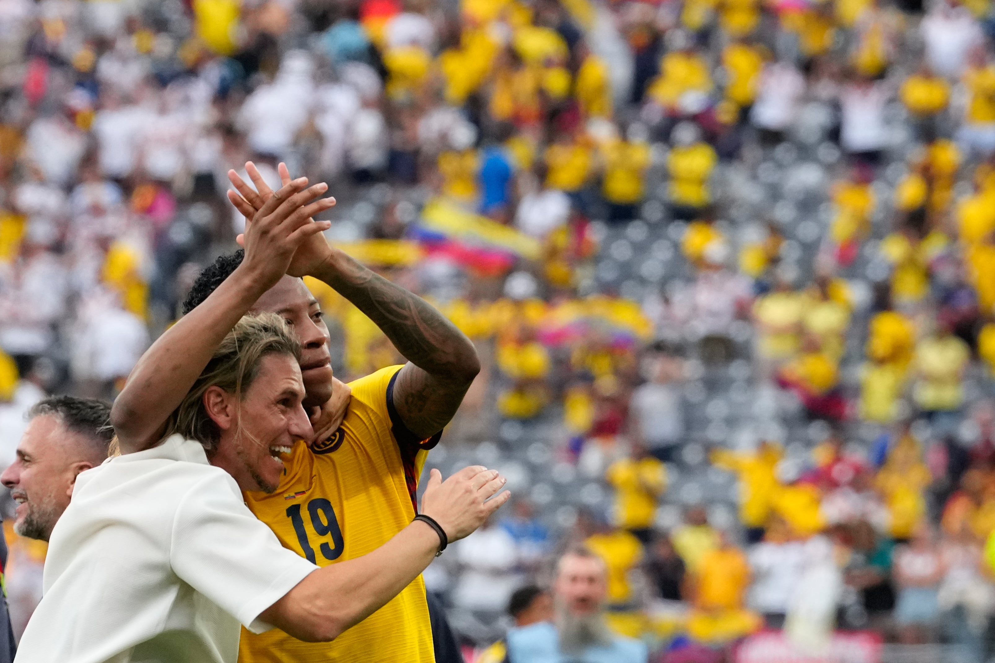 Beccacece, el seleccionador al que no quieren los hinchas de Ecuador: de amagar con la dimisión a meter a La Tri en las eliminatorias