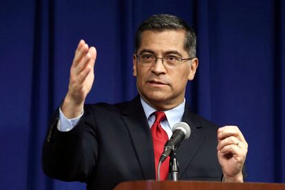 El fiscal general de California, Xavier Becerra.