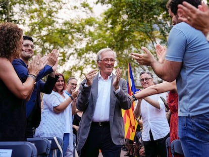 El concejal del Ayuntamiento de Barcelona , Xavier Trias (c). en un momento del mitin de JXCAT EFE/Enric Fontcuberta