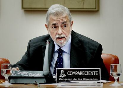 El secretario de Estado de Administraciones Públicas, Antonio Beteta, durante su comparecencia en la Comisión de Presupuestos del Congreso.