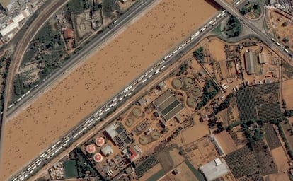 Before and after satellite images reveal impact of recent floods in Valencia