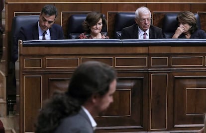 Pablo Iglesias y Pedro Snchez en el Congreso de los Diputados.