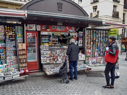 Un quiosco de prensa en el centro de Madrid.