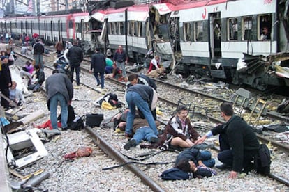 La imagen premiada fue tomada  a la altura de la calle de Téllez, en las proximidades de la estación de Atocha, minutos después de las explosiones.