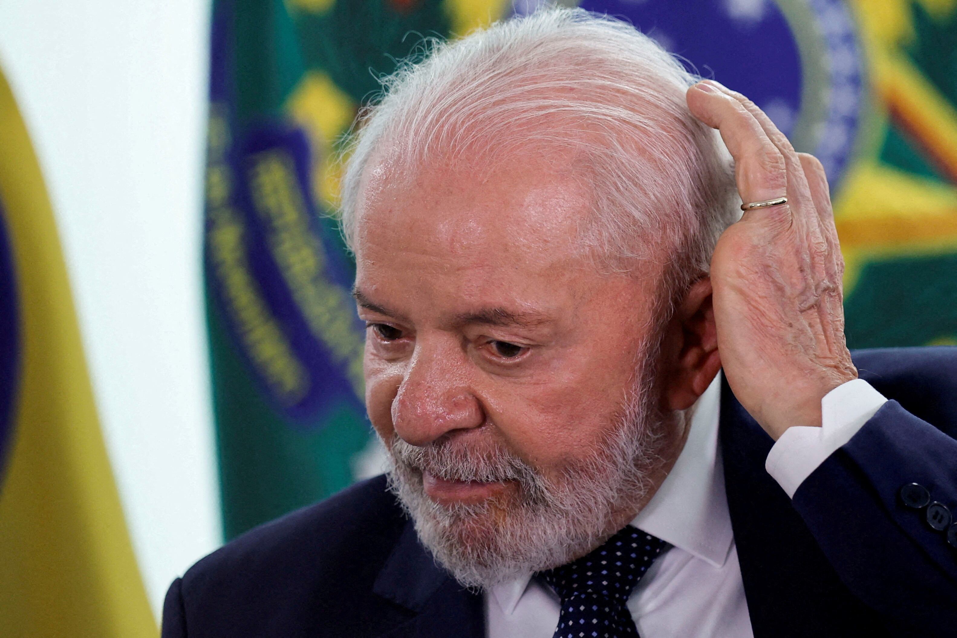 El presidente Lula está “lúcido, conversando” en cuidados intensivos tras una operación cerebral