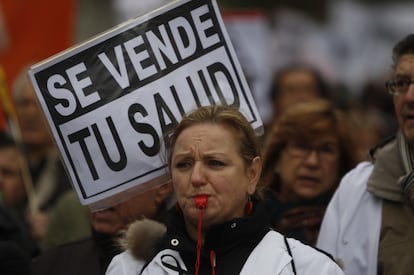 Manifestación contra la privatización de la gestión sanitaria.