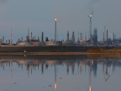 Vista general de la refinería Amuay de PDVSA en Venezuela en noviembre de 2017.